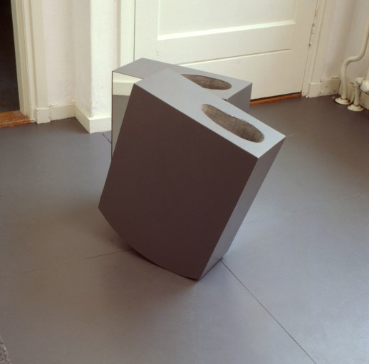 Harmony in grey and silver-1995 (4)