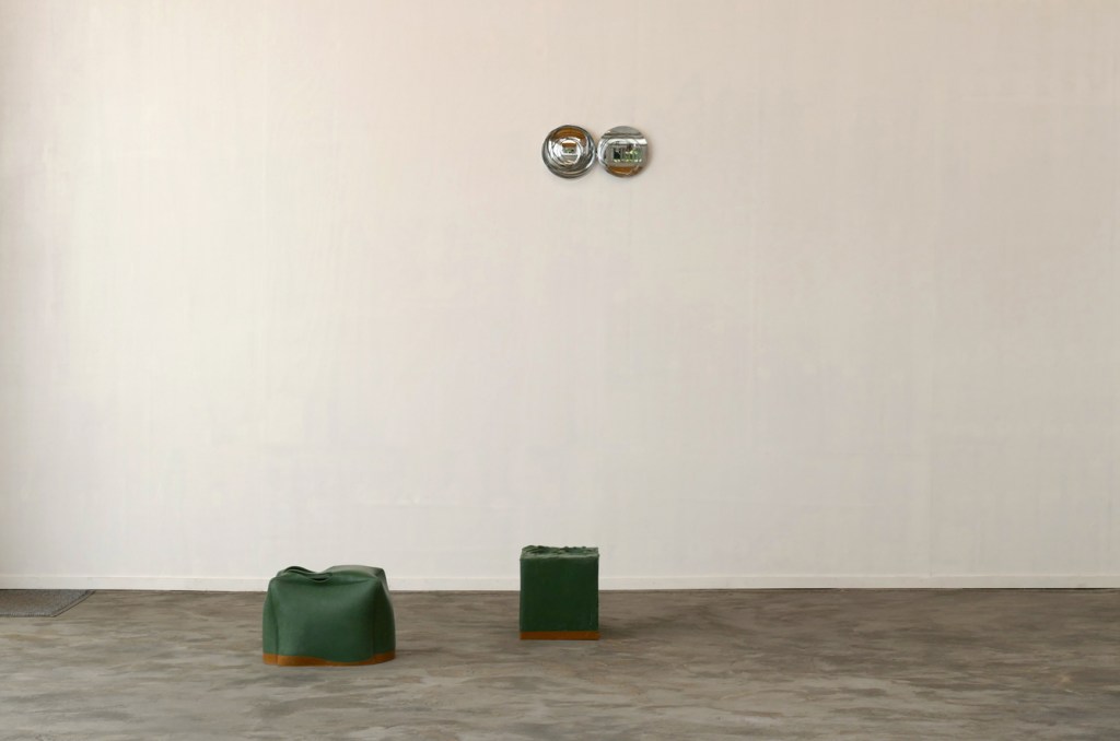 Deze afbeelding heeft een leeg alt-atribuut; de bestandsnaam is alles-vergangliches...-atopos-1-sohum-3-p1030773-cr.jpg